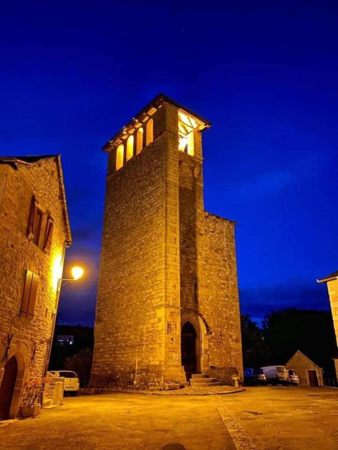 Le gîte de la Vieille Eglise de Coussergues Extérieur photo