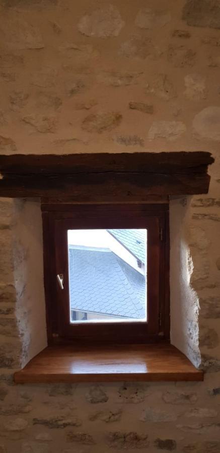 Le gîte de la Vieille Eglise de Coussergues Extérieur photo