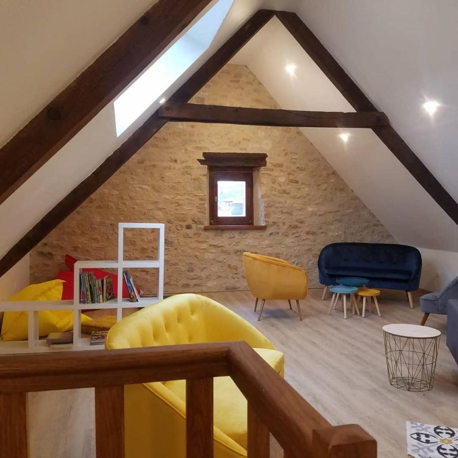 Le gîte de la Vieille Eglise de Coussergues Extérieur photo